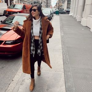 Meet your Posher, Addie